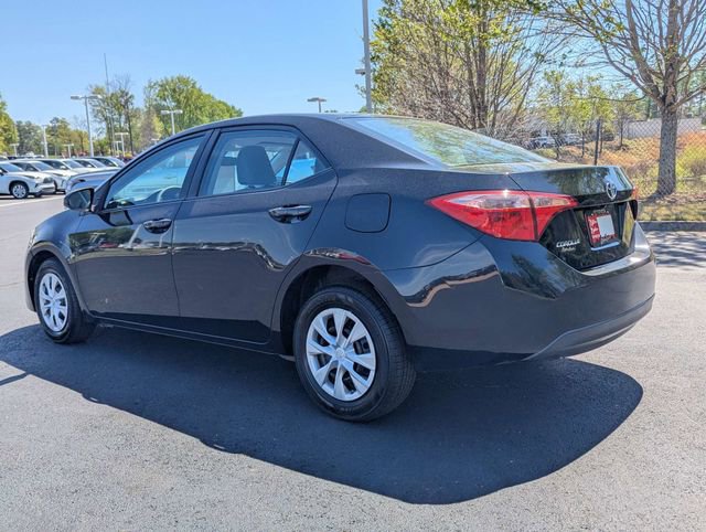 Used 2017 Toyota Corolla L FWD image 6