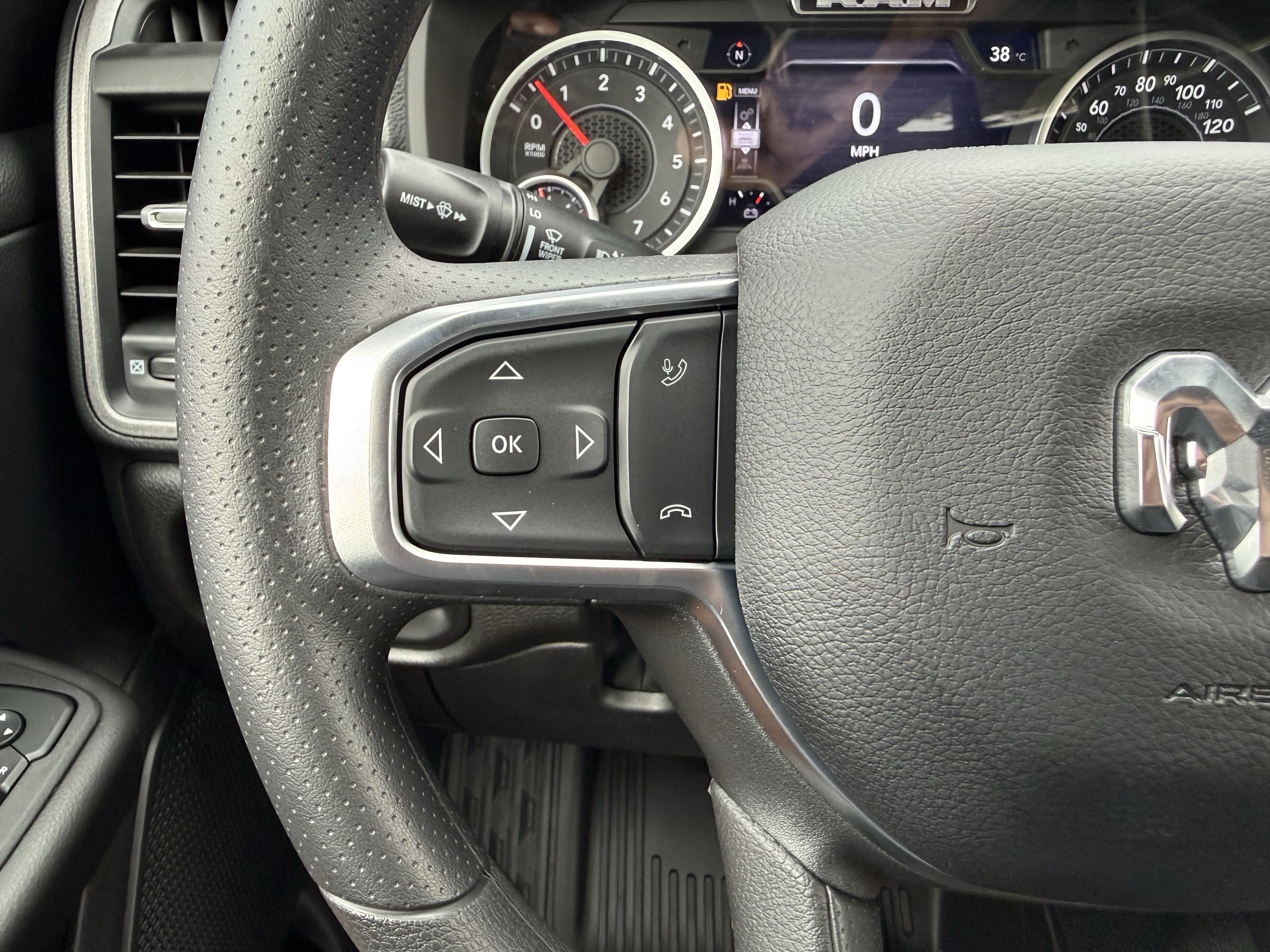 New 2026 RAM 1500 Warlock AWD/4WD image 18
