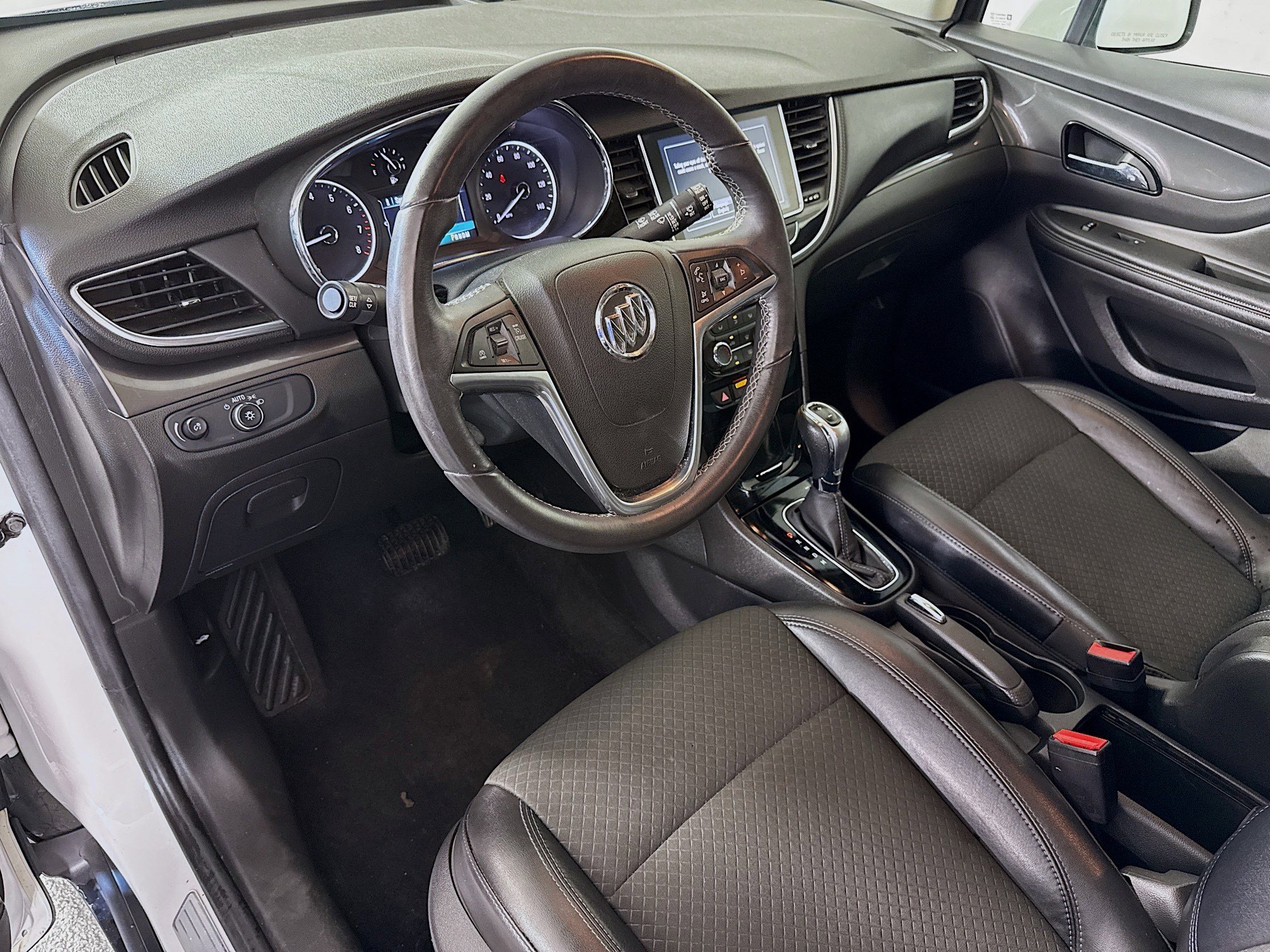 Used 2017 Buick Encore Preferred image 23