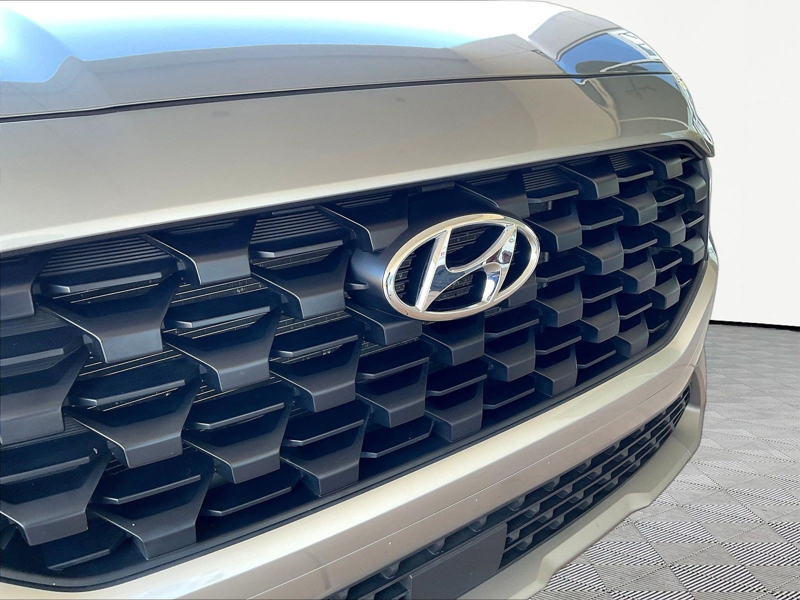 Used 2023 Hyundai Santa Fe SE AWD/4WD image 32