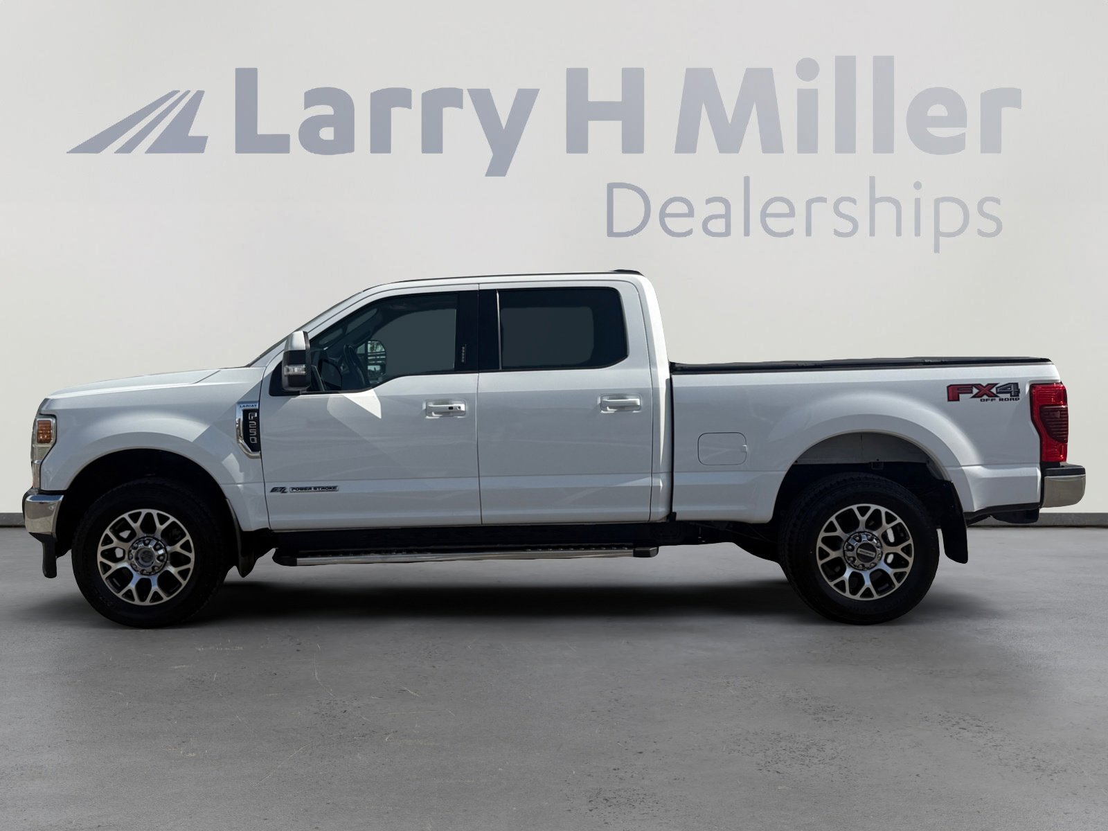 Used 2021 Ford F250 Lariat w/ Lariat Ultimate Package image 2