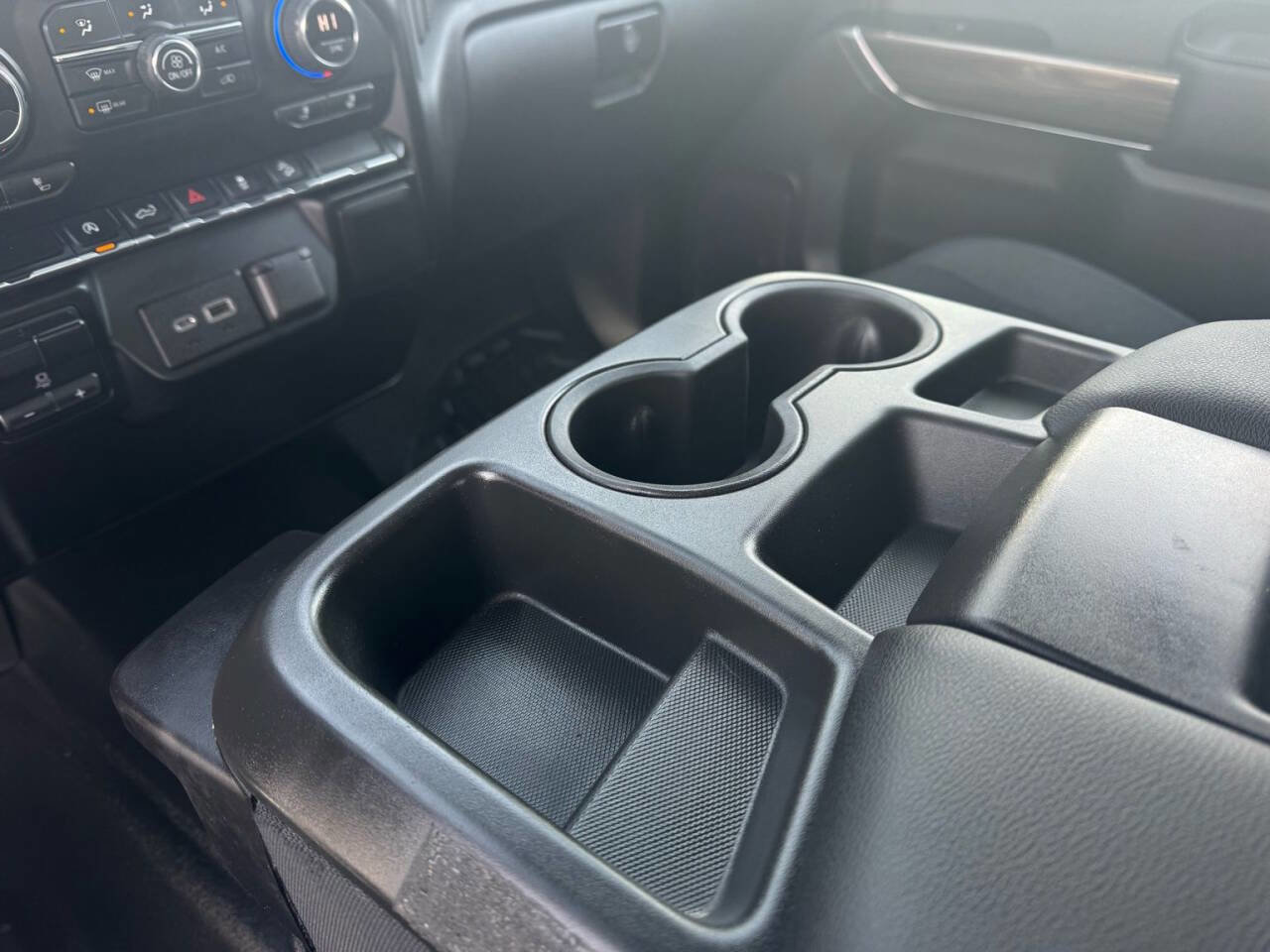 Used 2020 Chevrolet Silverado 1500 LT w/ Convenience Package image 27