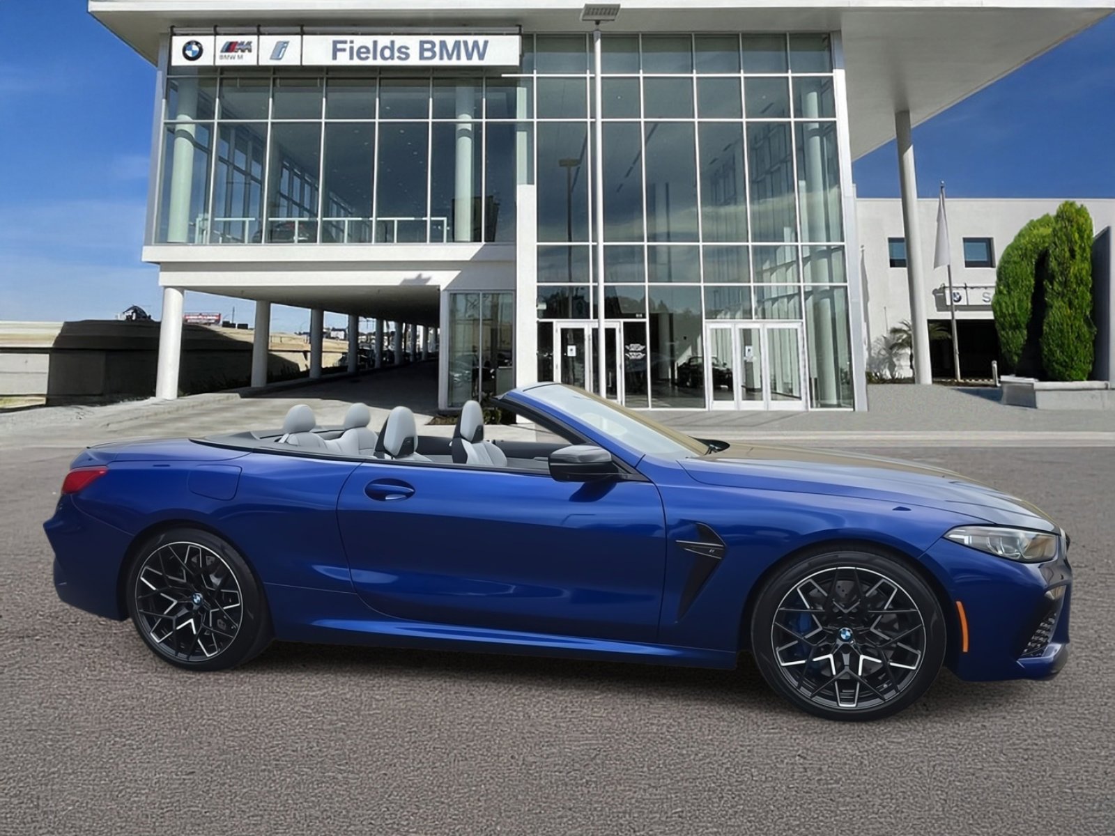 Used 2024 BMW M8 Competition image 1