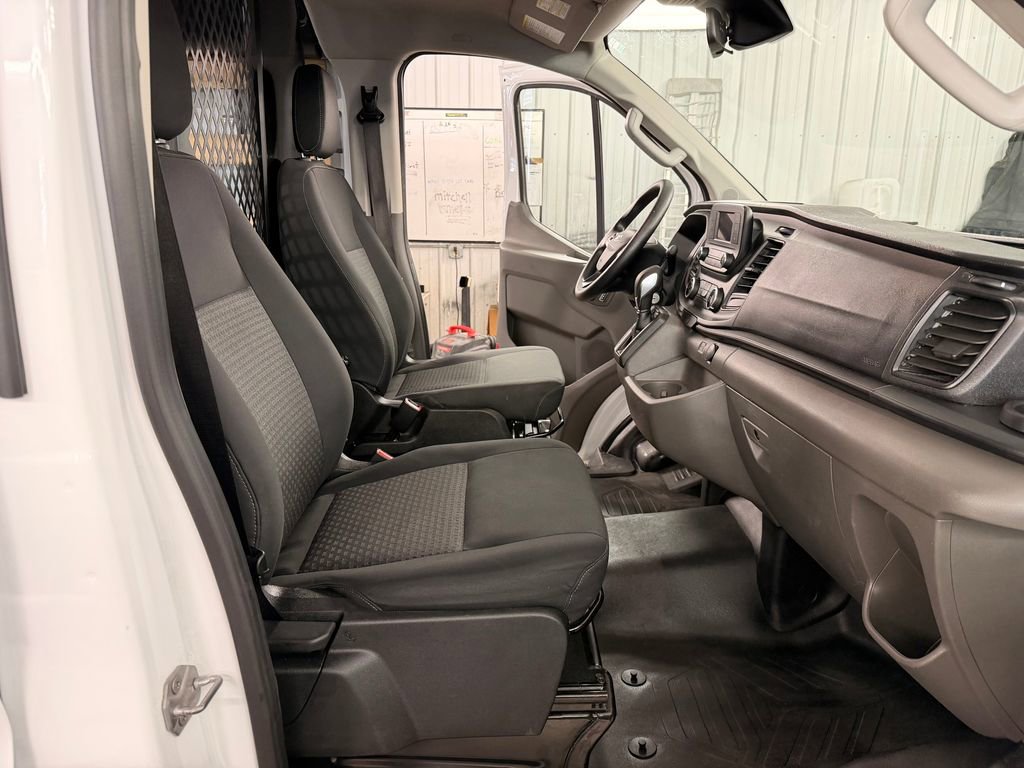 Used 2024 Ford Transit 250 Low Roof w/ Exterior Upgrade Package image 25
