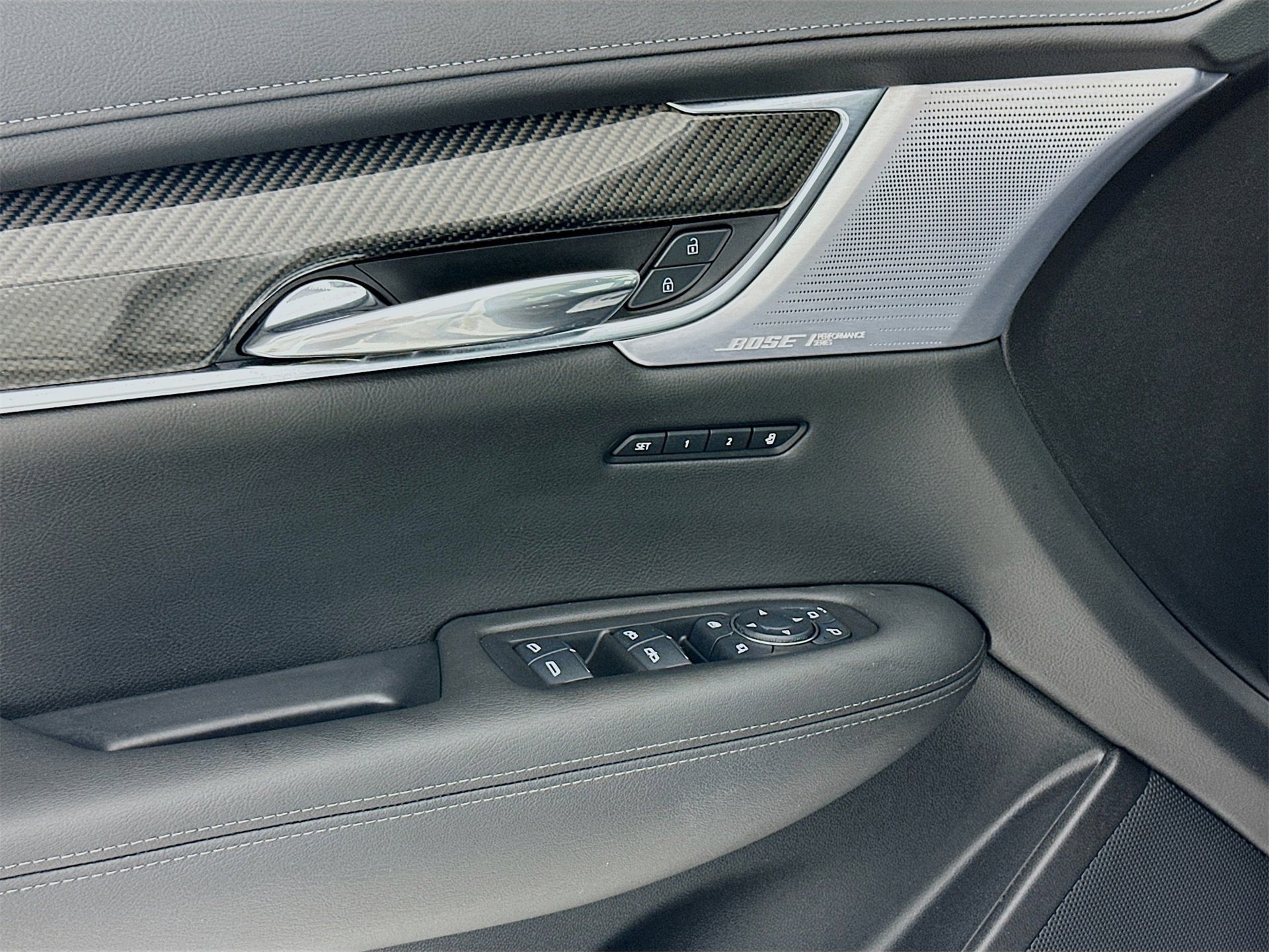 Used 2023 Cadillac XT6 Sport w/ Technology Package image 19