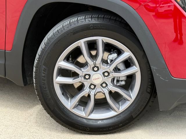 Used 2022 GMC Terrain SLT w/ Tech Package image 2