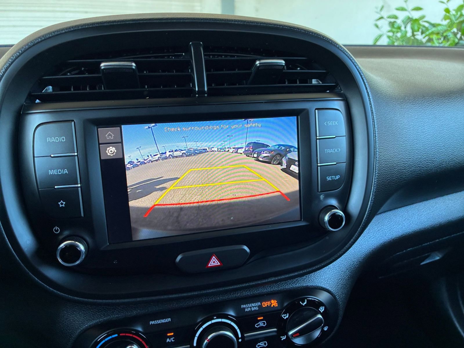 Used 2025 Kia Soul LX w/ LX Technology Package image 24