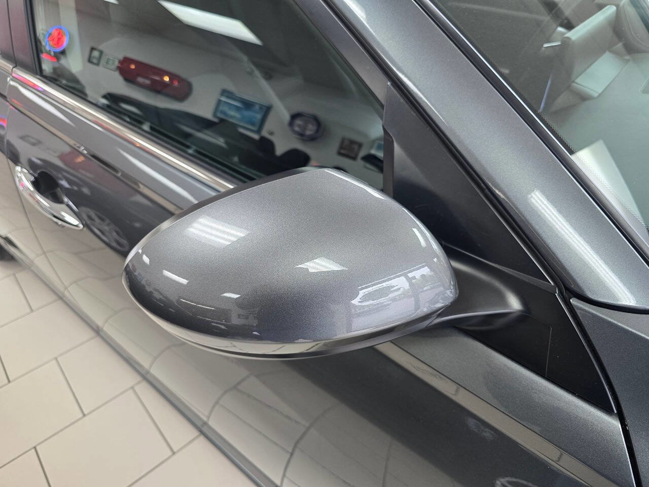 Used 2023 Nissan Altima 2.5 SV w/ SV Premium Package FWD image 10