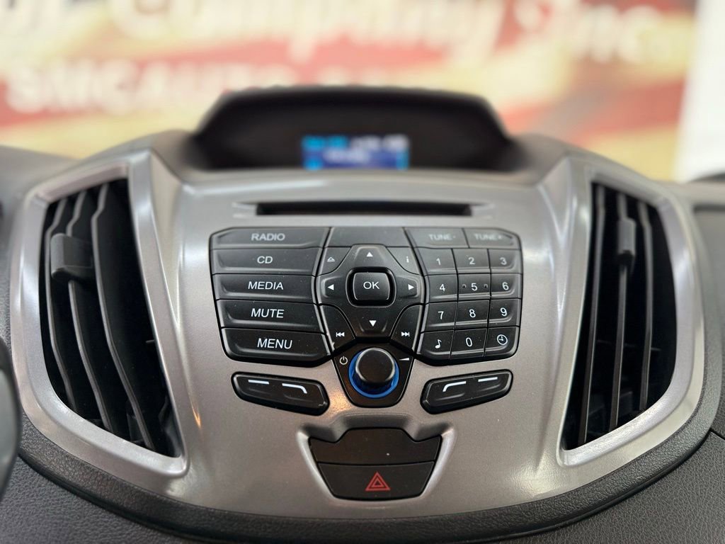 Used 2015 Ford Transit 150 XLT image 41