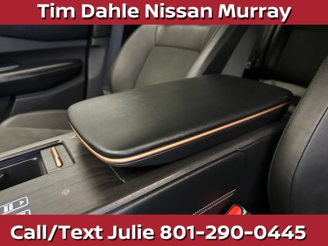 Used 2025 Nissan Ariya AWD image 31