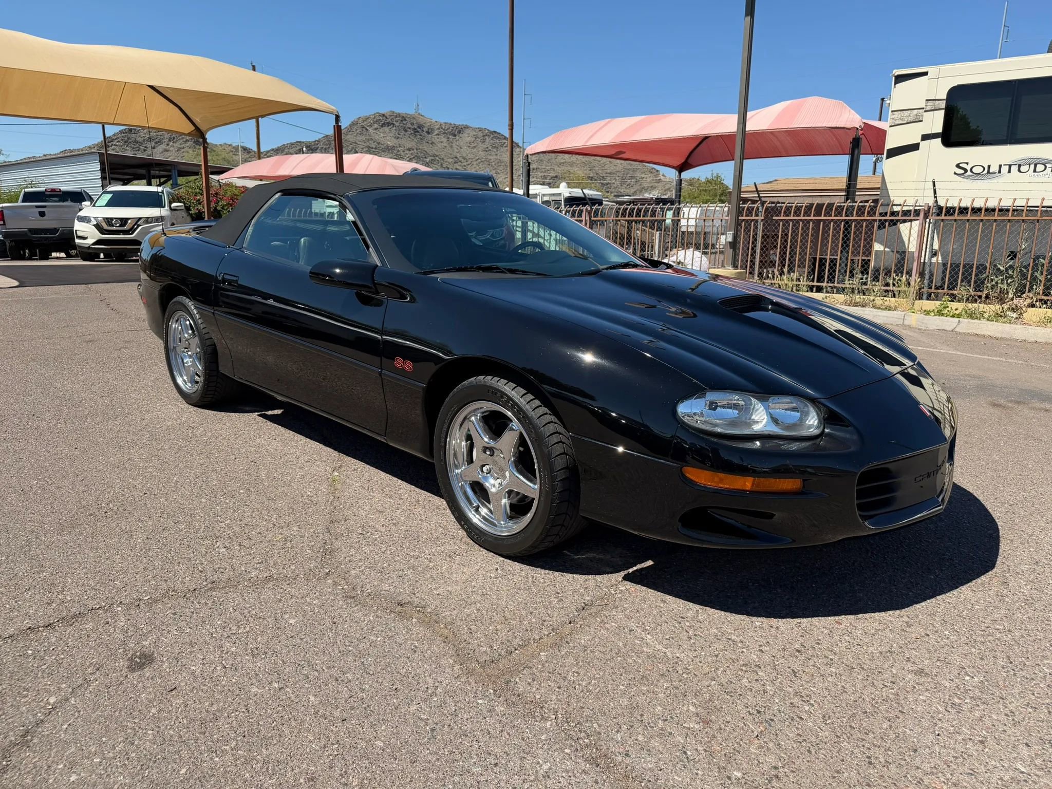 Used 2000 Chevrolet Camaro Z28 w/ SS Performance/Appearance Pkg RWD image 16
