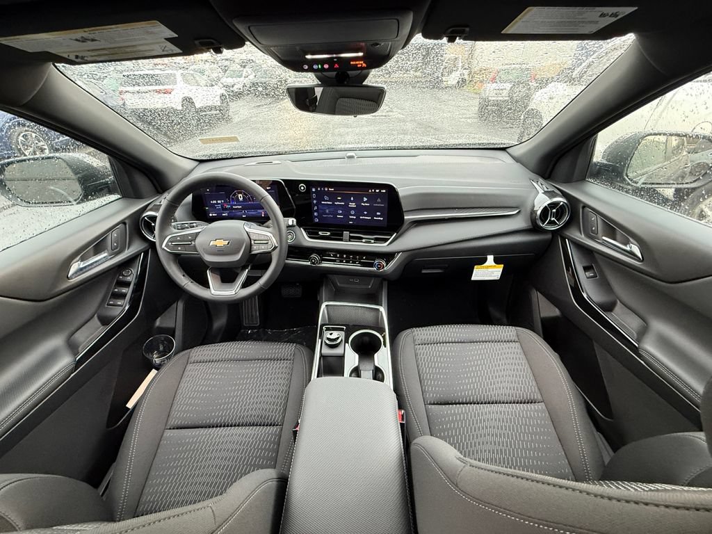 New 2027 Chevrolet Equinox LT w/ Safety and Technology Package AWD/4WD image 22