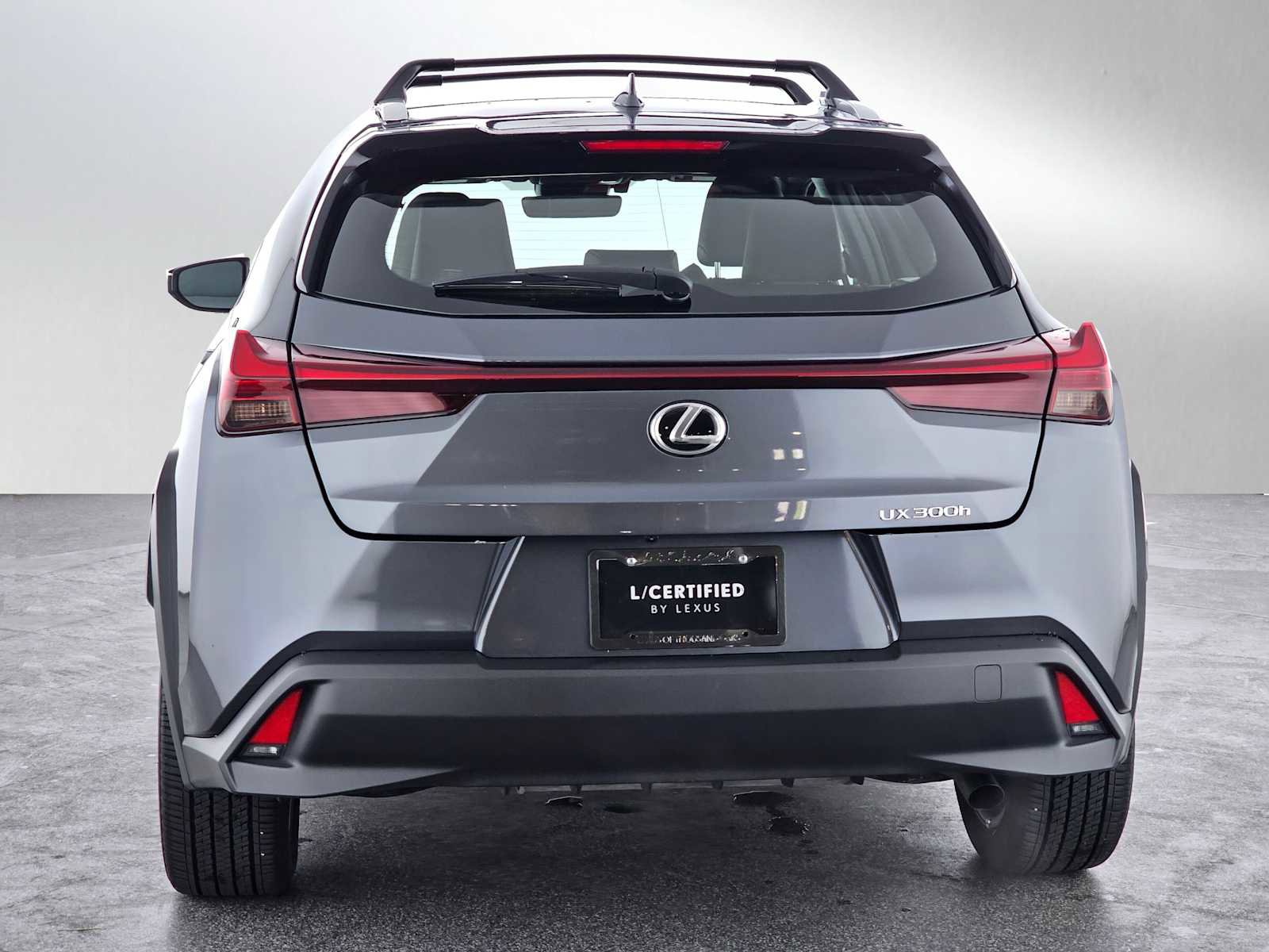 Certified 2025 Lexus UX 300h FWD image 4