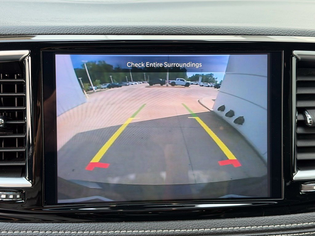 Used 2025 Chrysler Pacifica Limited FWD image 41