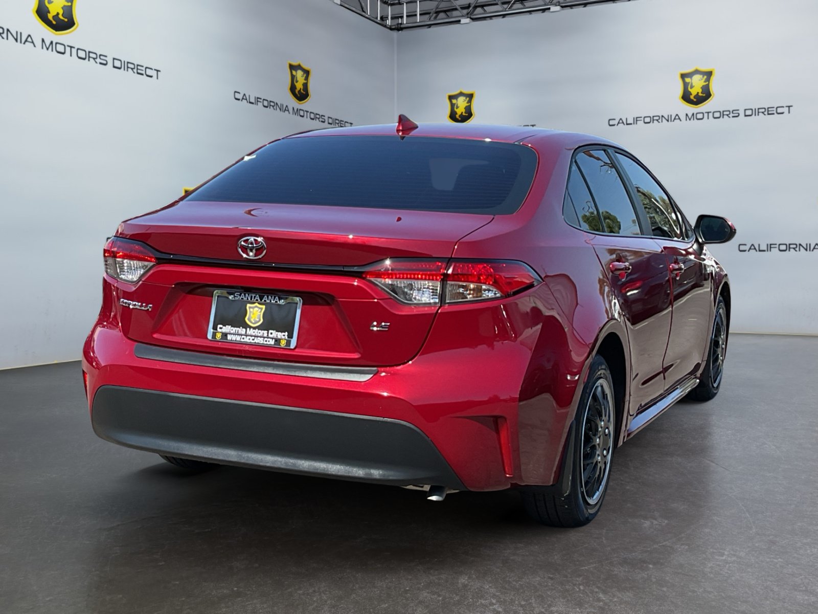 Used 2026 Toyota Corolla LE FWD image 5