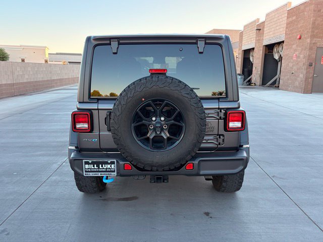 Used 2024 Jeep Wrangler Unlimited AWD/4WD image 9