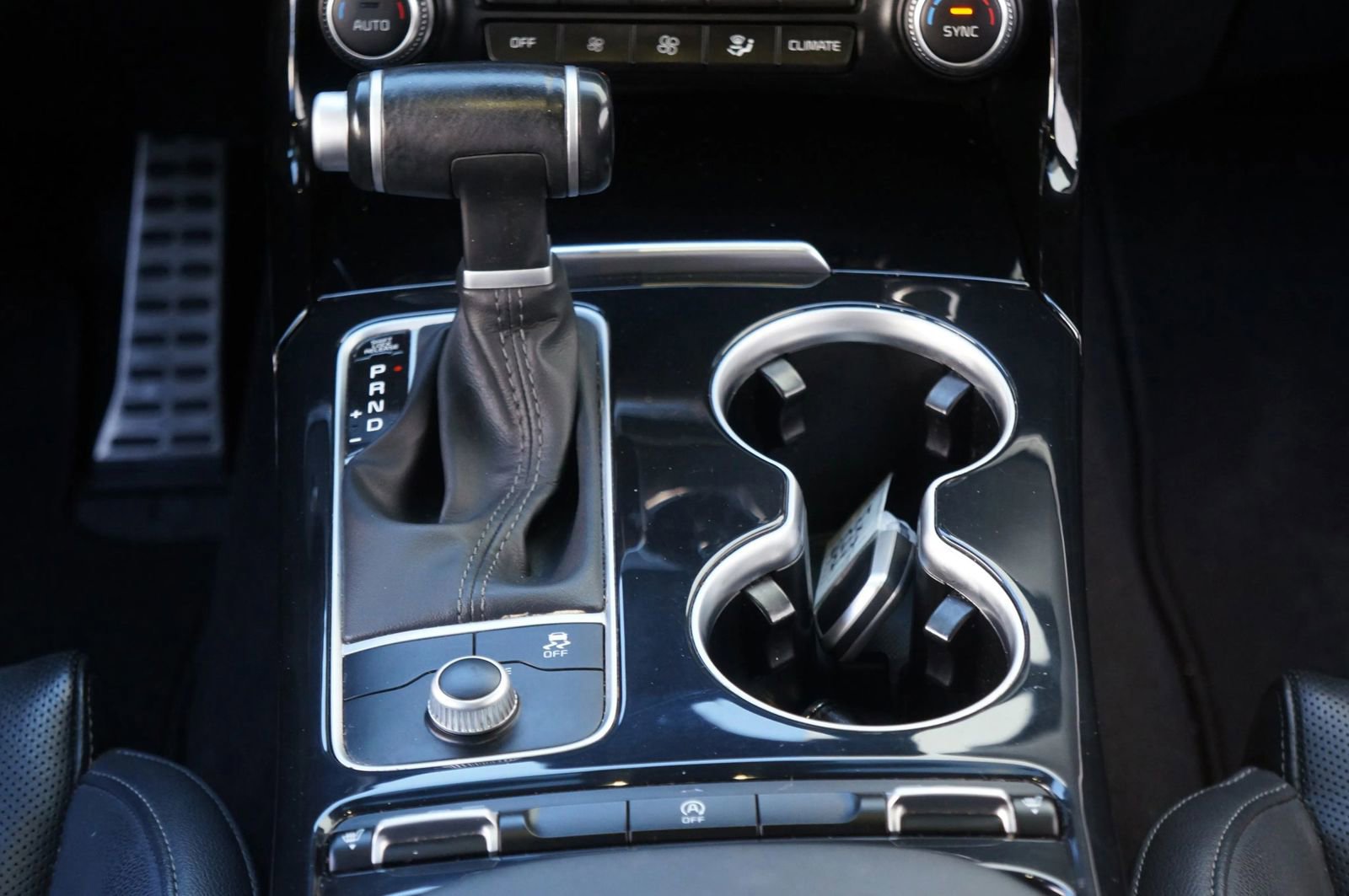 Used 2020 Kia Stinger GT-Line image 40