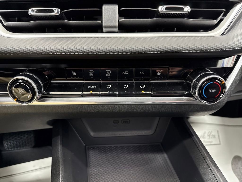 New 2026 Chevrolet Equinox LT w/ Midnight Edition image 31