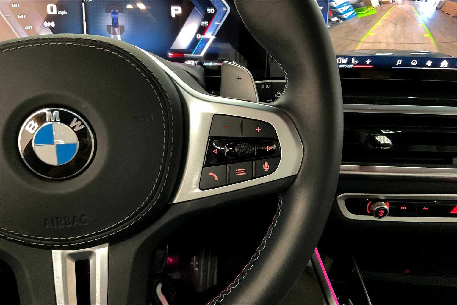 Used 2025 BMW X5 M60i w/ Executive Package image 22