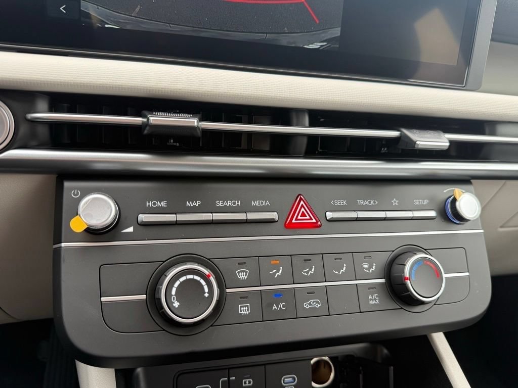 New 2026 Hyundai Tucson SE FWD image 17