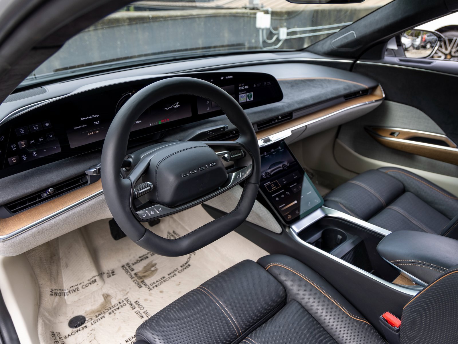 Used 2022 Lucid Air Grand Touring image 4