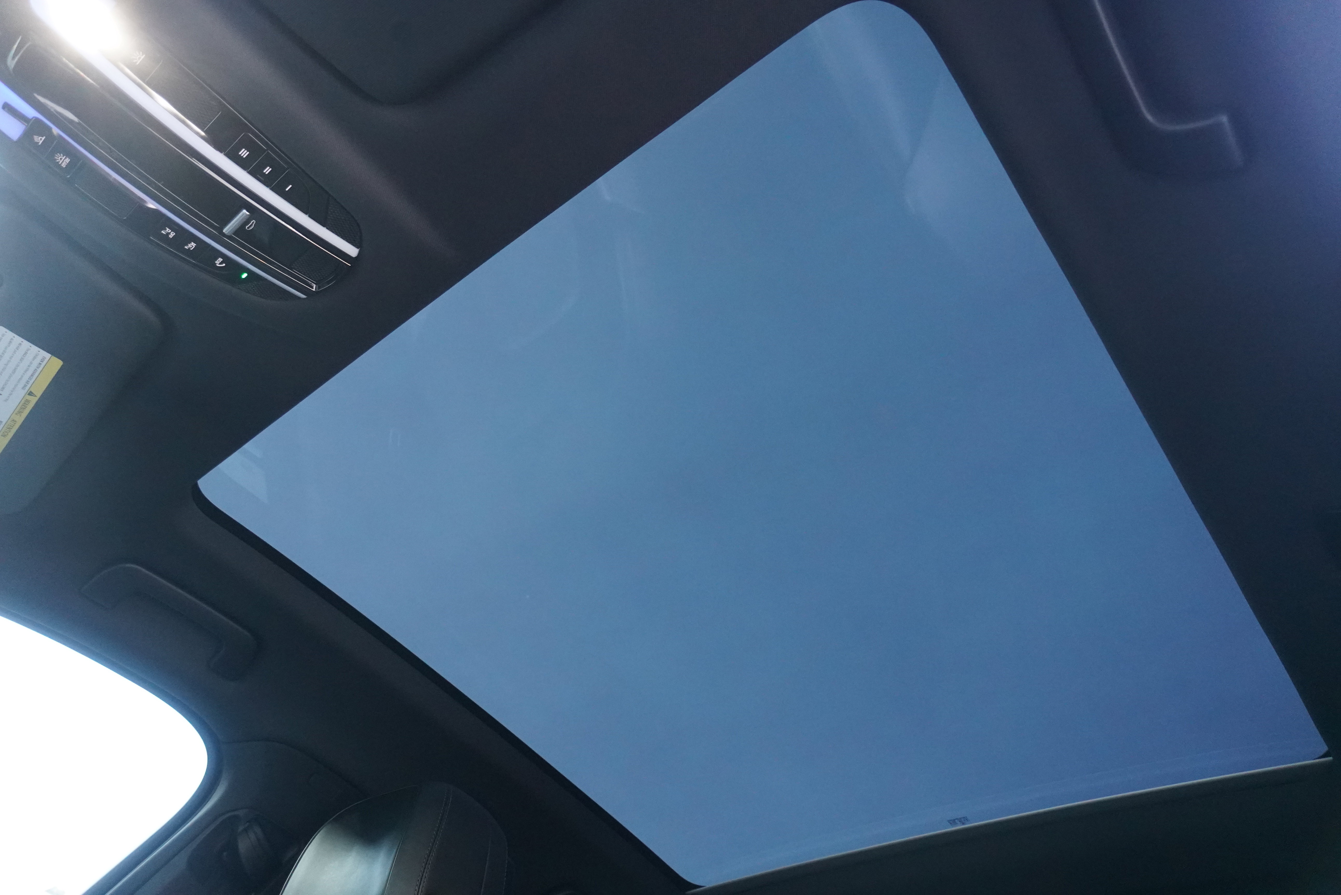 Used 2022 Porsche Cayenne Coupe AWD/4WD image 20