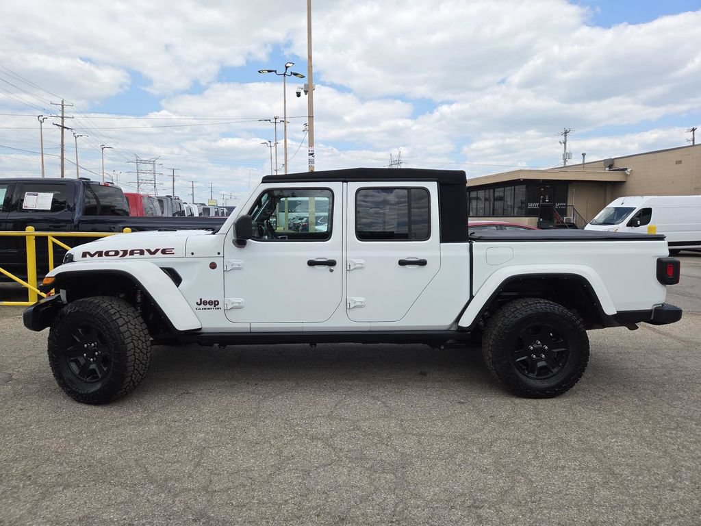 Used 2022 Jeep Gladiator Mojave w/ Cold Weather Group AWD/4WD image 13