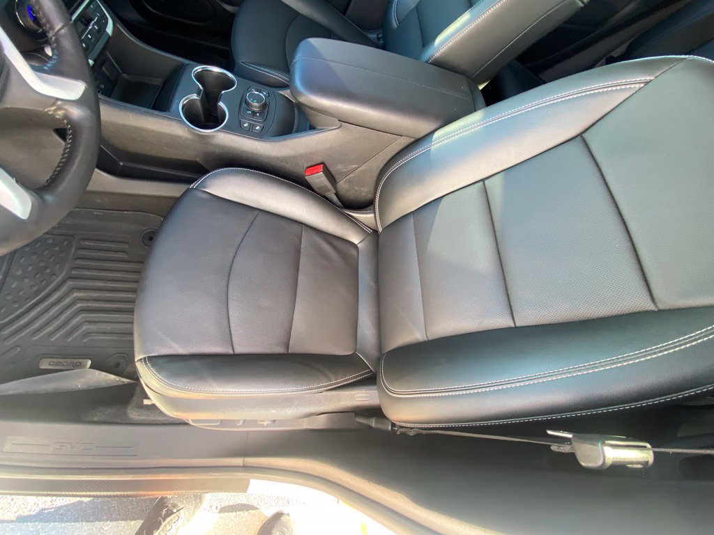 Used 2022 GMC Terrain SLT w/ Infotainment Package II FWD image 23