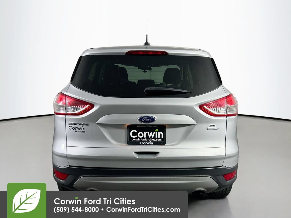 Used 2015 Ford Escape SE AWD/4WD image 13