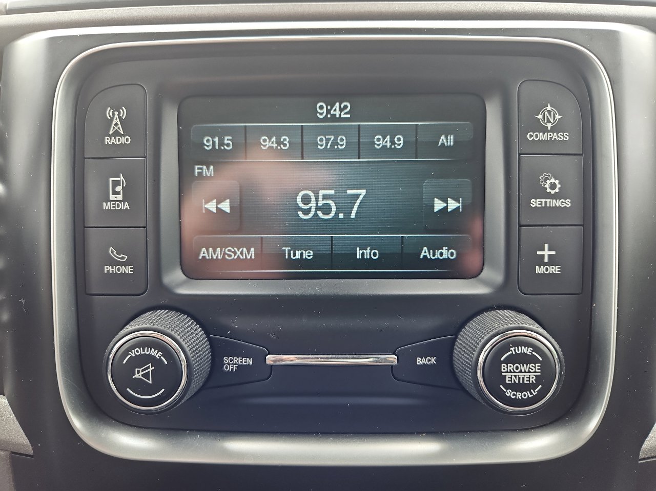 Used 2016 RAM 3500 Tradesman image 34