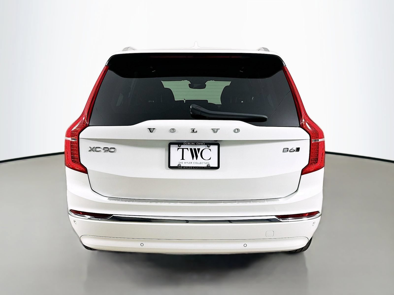 Used 2025 Volvo XC90 B6 Plus w/ Protection Package Premier AWD/4WD image 6