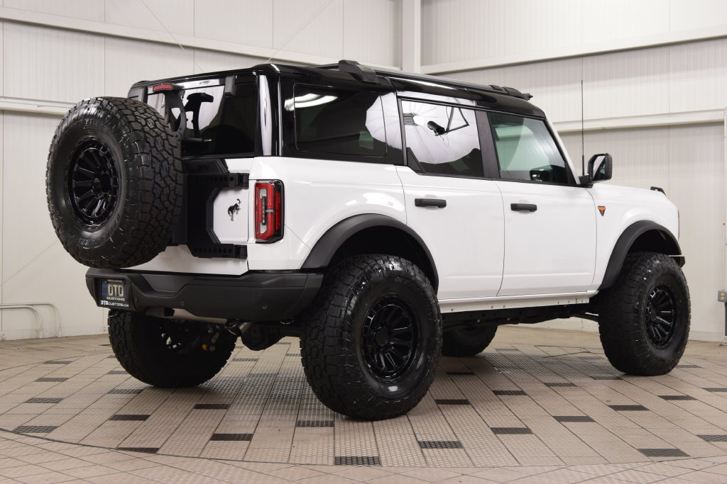 Used 2024 Ford Bronco Badlands AWD/4WD image 7