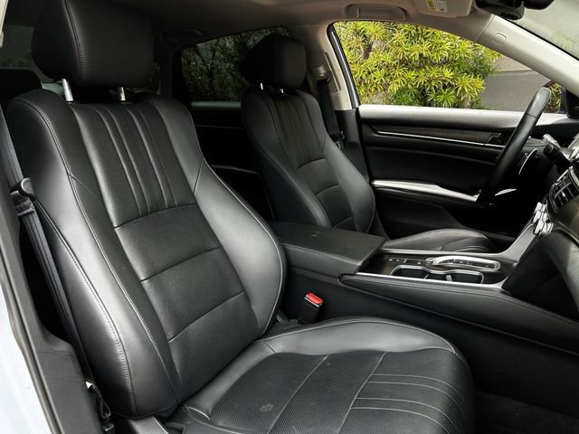 Used 2022 Honda Accord Touring image 31
