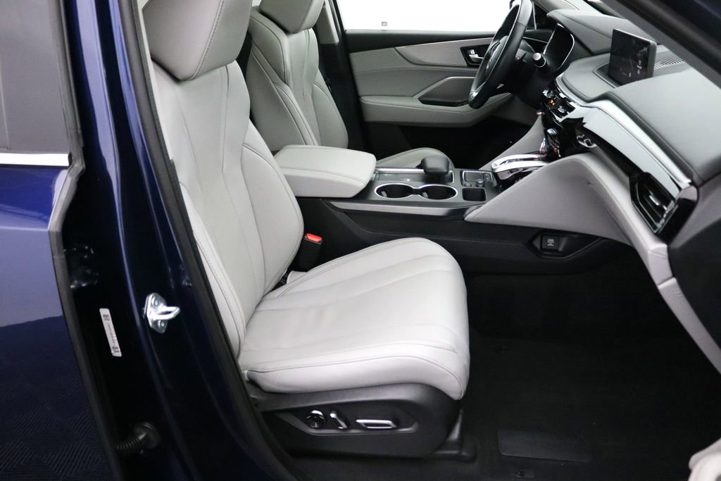 Used 2023 Acura MDX SH-AWD w/ Technology Package image 15