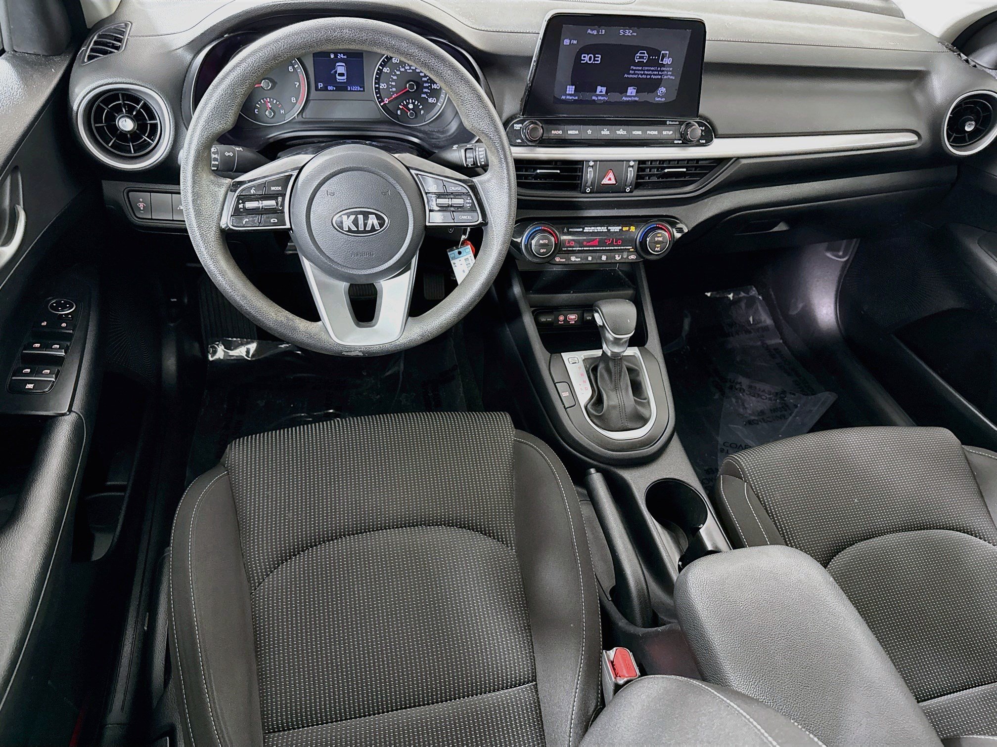 Used 2019 Kia Forte LXS FWD image 17