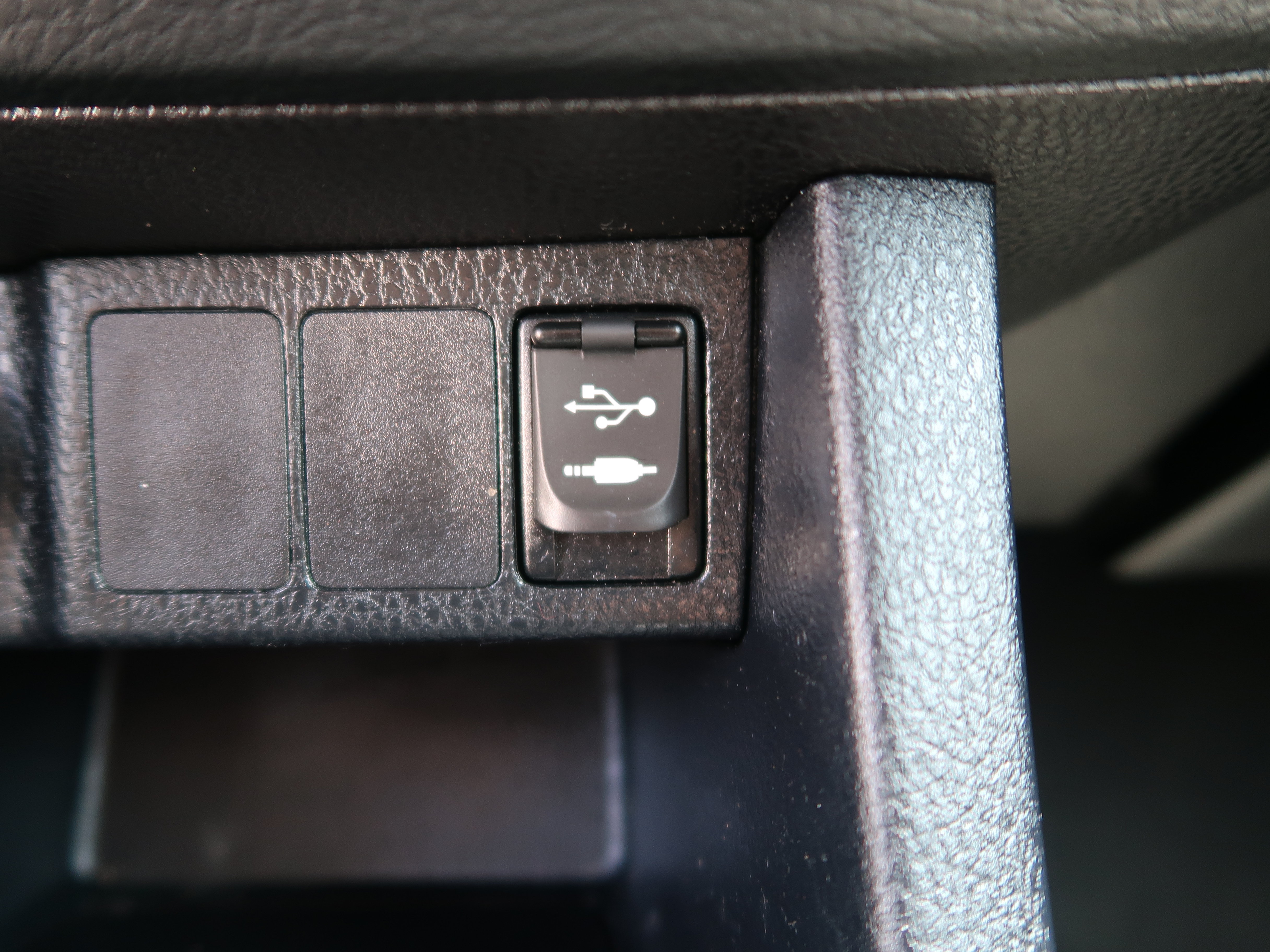 Used 2014 Toyota Corolla LE FWD image 20
