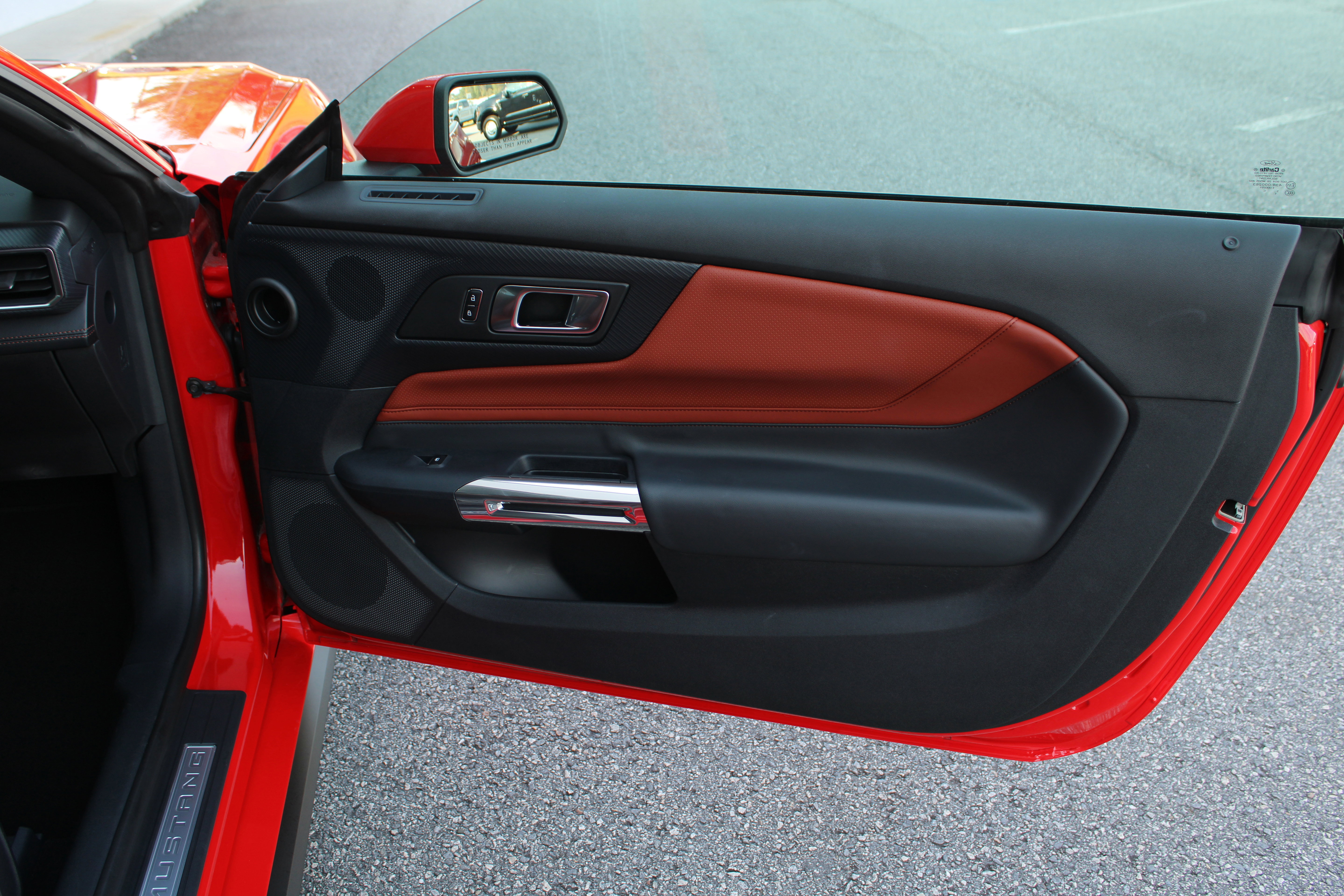 Used 2024 Ford Mustang GT Premium image 14