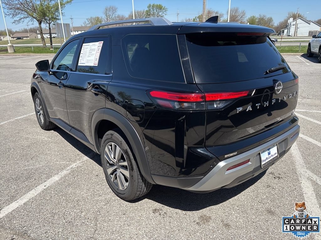 Used 2025 Nissan Pathfinder SL FWD image 19