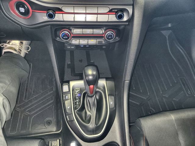 Used 2020 Hyundai Veloster Turbo image 20