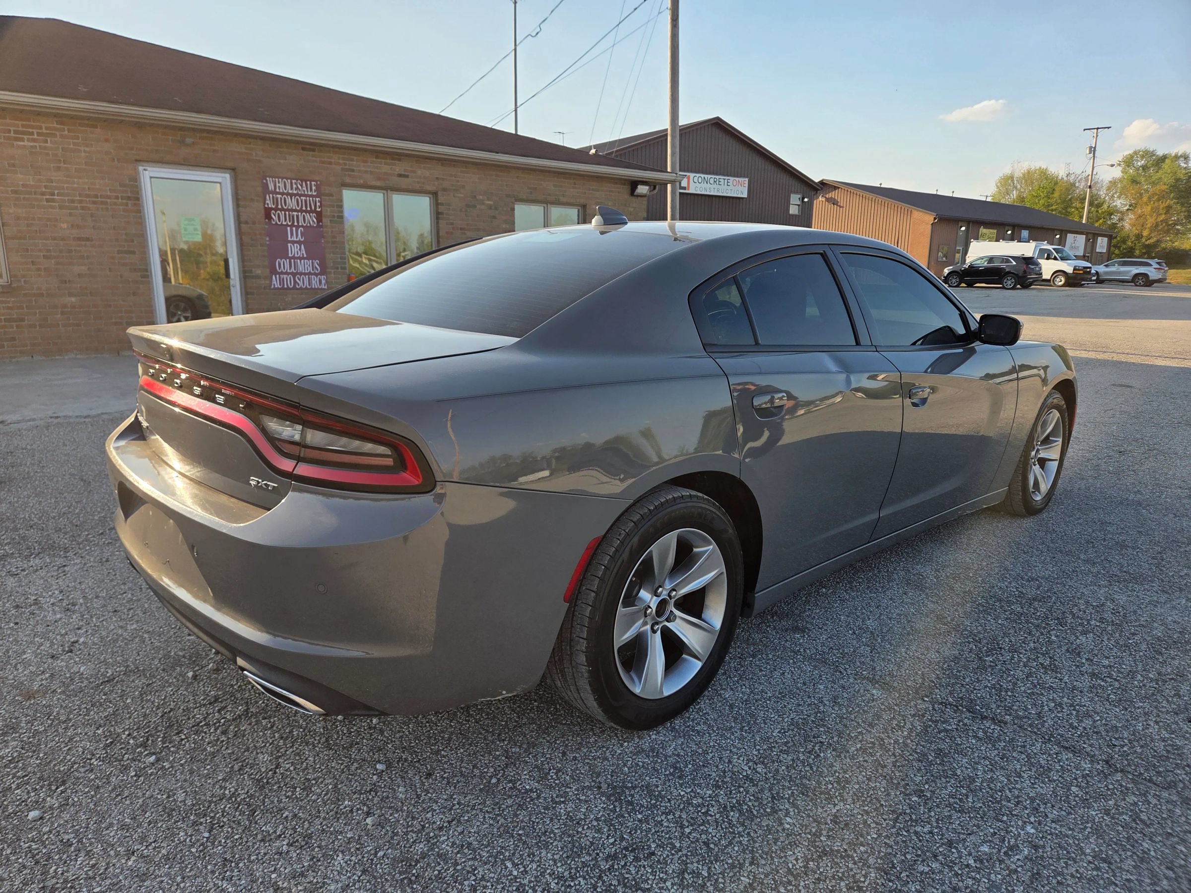 Used 2018 Dodge Charger SXT Plus RWD image 5
