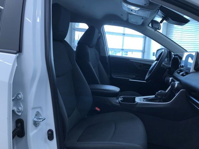 Certified 2025 Toyota RAV4 LE image 22
