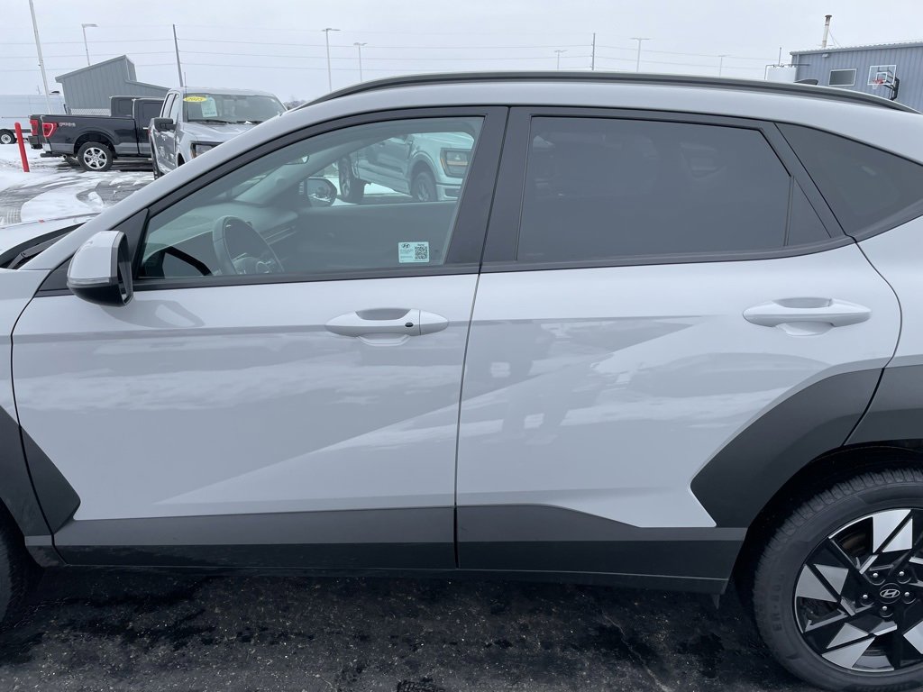 Used 2024 Hyundai Kona SEL image 36