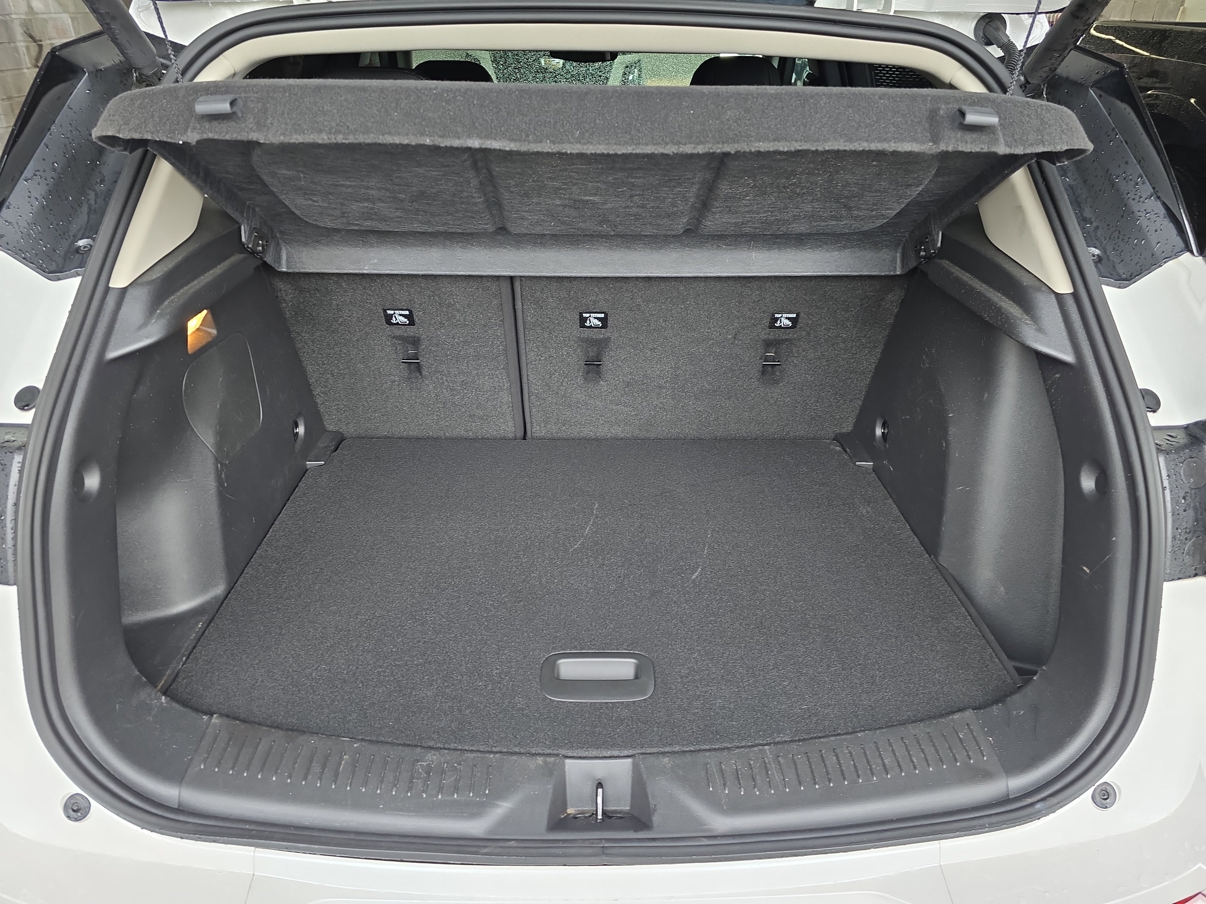 Used 2023 Buick Encore GX Select w/ Sport Touring Package FWD image 12