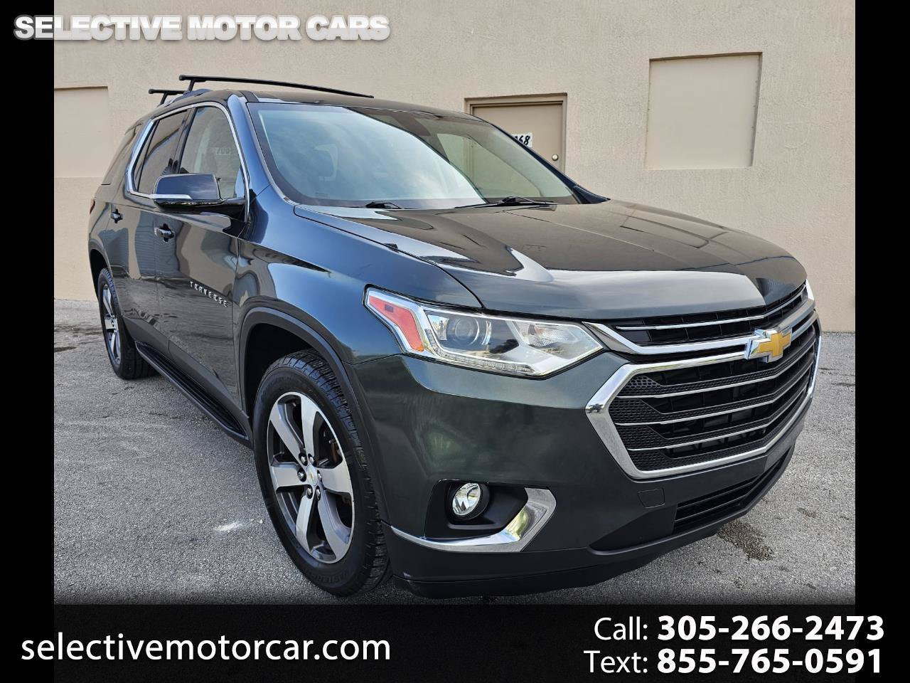 Used 2018 Chevrolet Traverse LT w/ LPO, 'HIT The Road' Package FWD image 1
