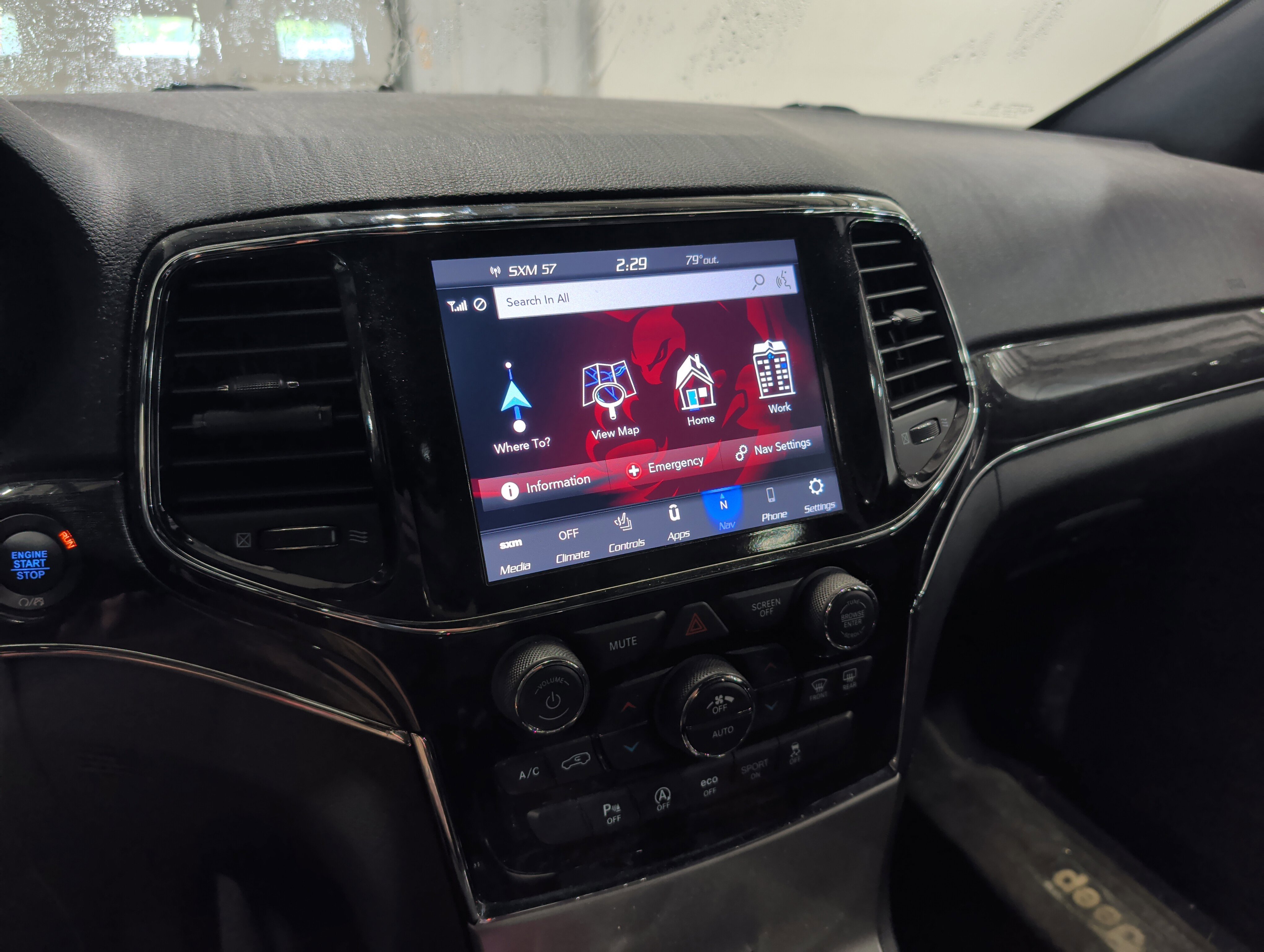 Used 2021 Jeep Grand Cherokee Trailhawk AWD/4WD image 10
