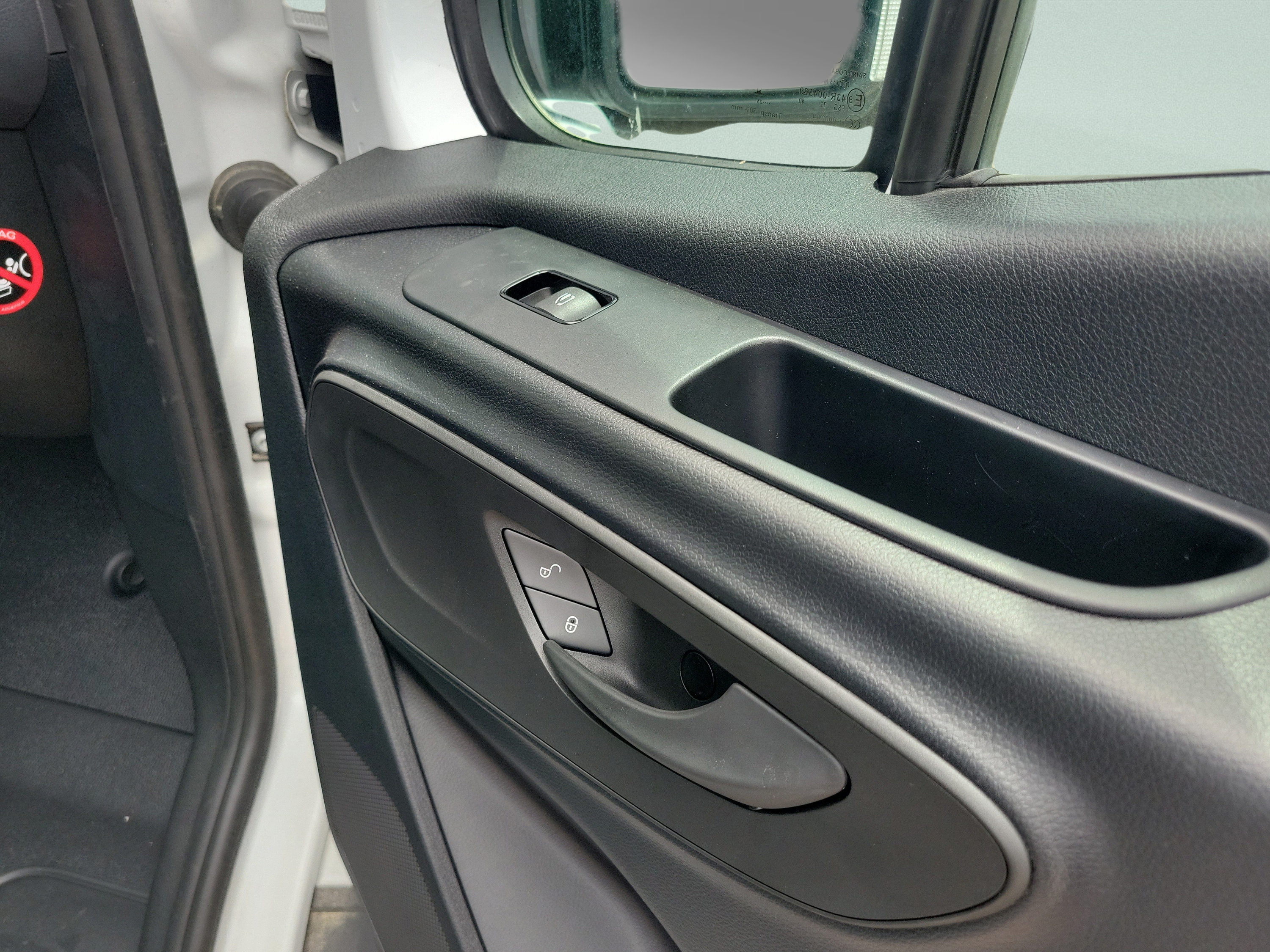 New 2025 Mercedes-Benz Sprinter 2500 image 10