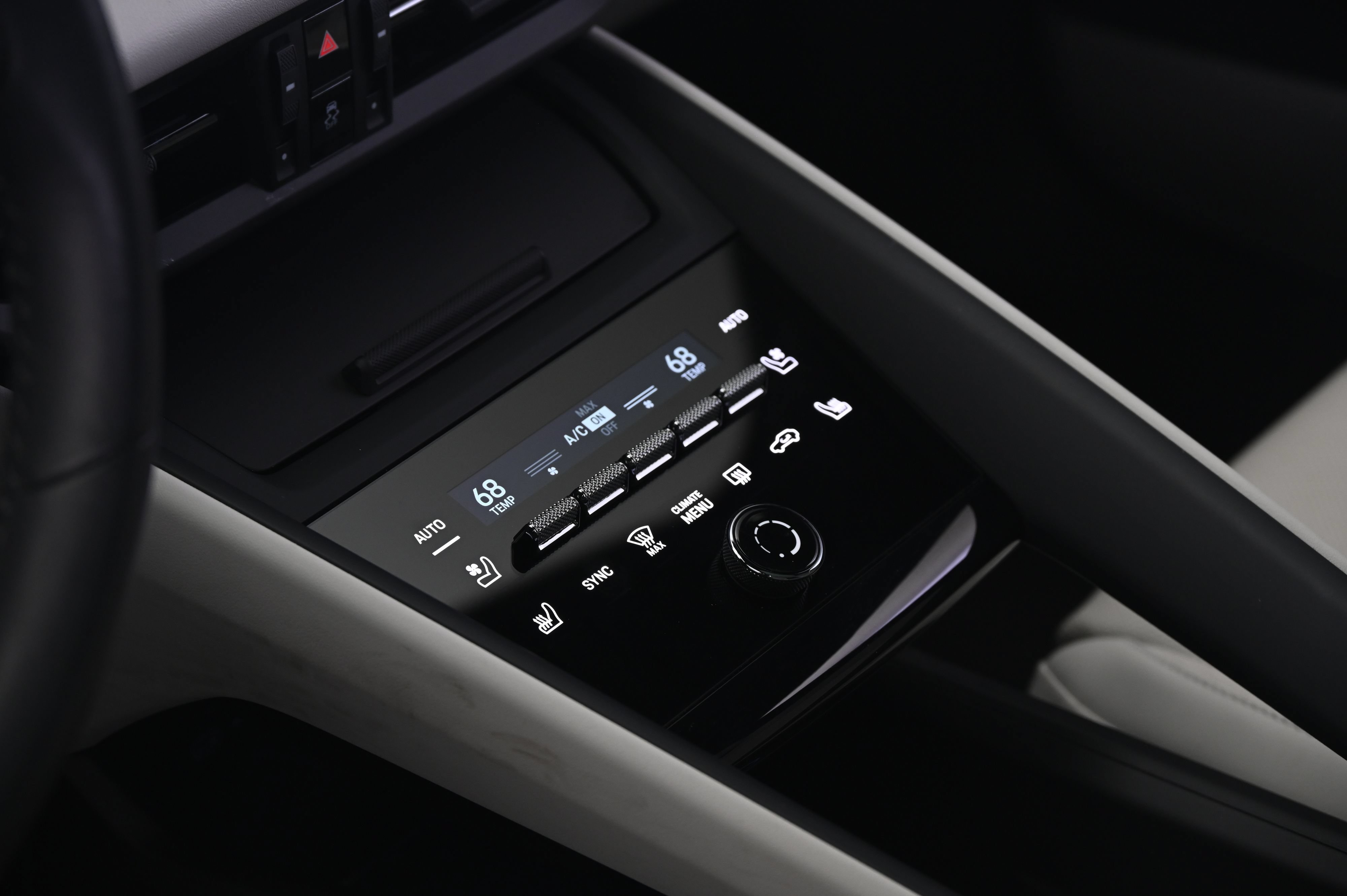 Certified 2024 Porsche Macan 4 Electric AWD/4WD image 36