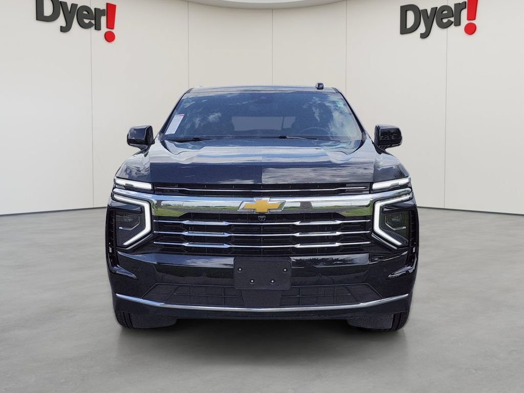 Used 2025 Chevrolet Suburban LT RWD image 8
