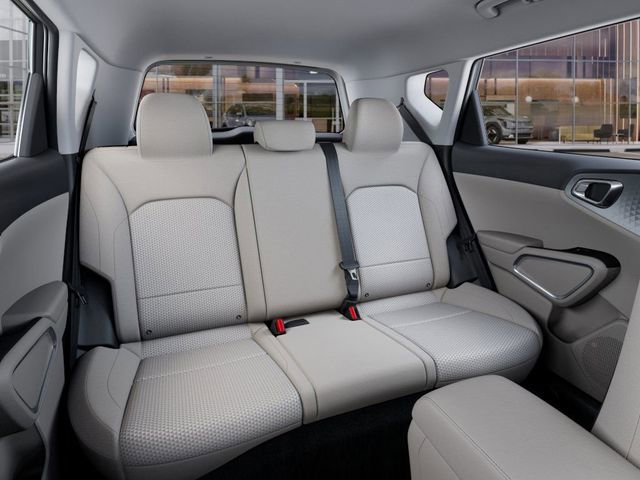 New 2025 Kia Soul LX w/ LX Technology Package FWD image 16