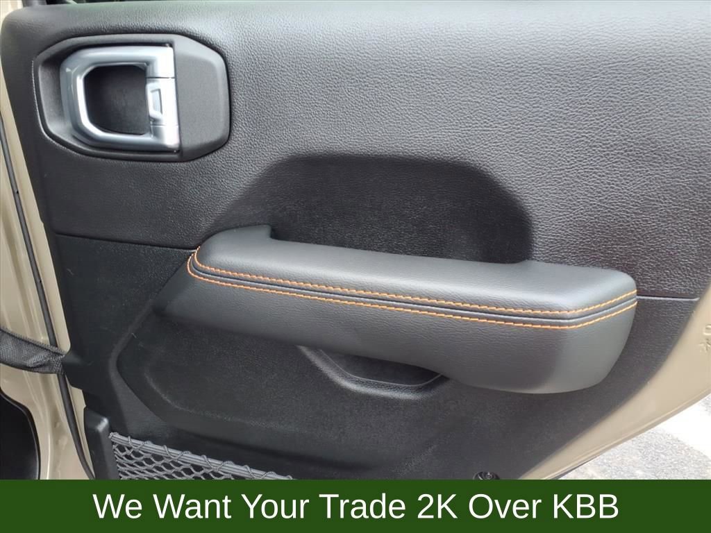 Used 2020 Jeep Gladiator Mojave AWD/4WD image 17